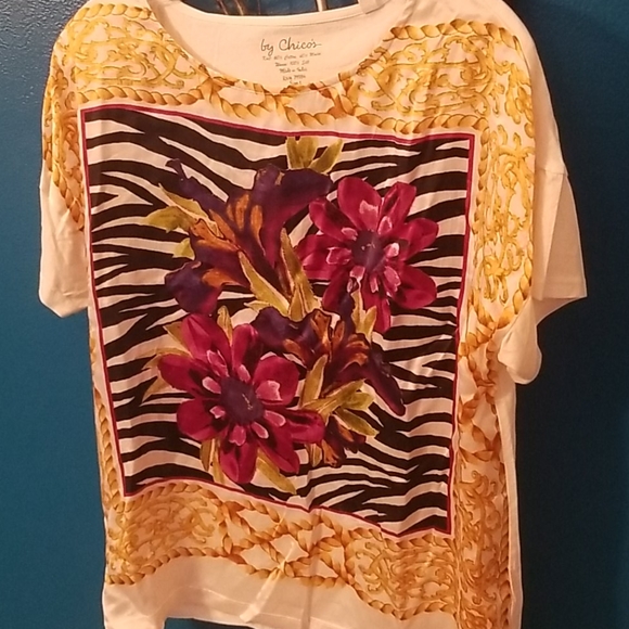 Chico's Tops - Chico's blouse